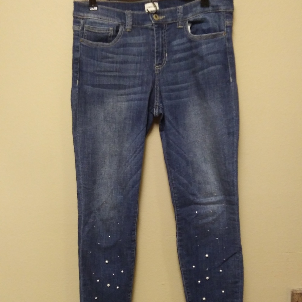 Sneak Peak Distressed Jeans with Faux Pearls